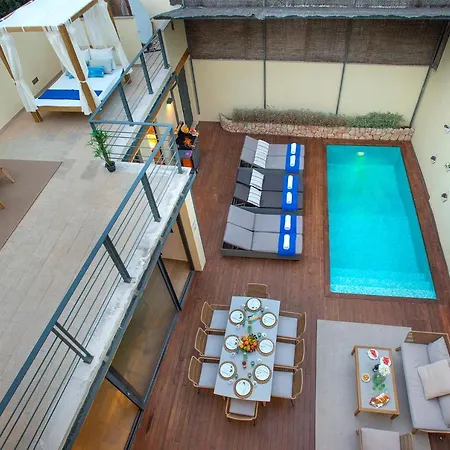 Owl Alvarez - Luxury Retreat In The Old Town Villa Pollença