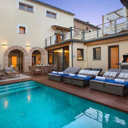 Villa Owl Alvarez - Luxury Retreat In The Old Town *
