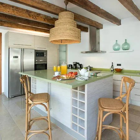Owl Alvarez - Luxury Retreat In The Old Town Pollença